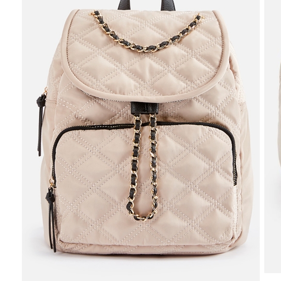JustFab Handbags - 🖤Champagne 5 pocket backpack NWOT*